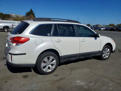 2011 Subaru Outback 2.5I Limited VIN 4S4BRBLC2B3313659 фото 3