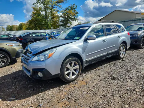 4S4BRBKC5D3274537 — 2013 Subaru Outback, Передняя часть, фото до ремонта