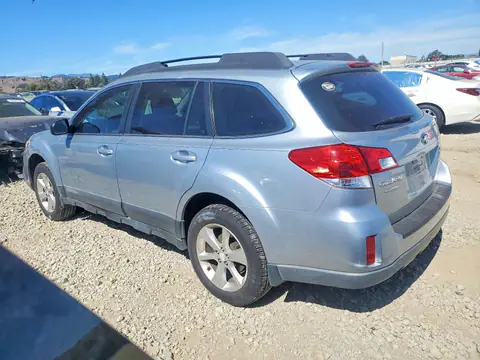 2014 Subaru Outback VIN 4S4BRCAC2E3262810 фото 2