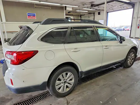 2015 Subaru Outback VIN 4S4BSAEC2F3211957 фото 3