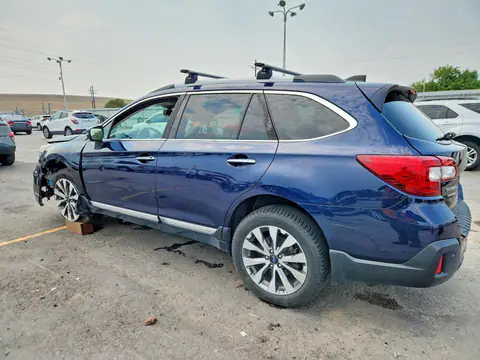 4S4BSATC6J3310051 — 2018 Subaru Outback, фото 2 с аукциона Copart 30.09.2026, Передняя часть