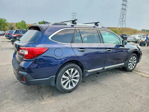 4S4BSATC6J3310051 — 2018 Subaru Outback, фото 3 с аукциона Copart 30.09.2026, Передняя часть