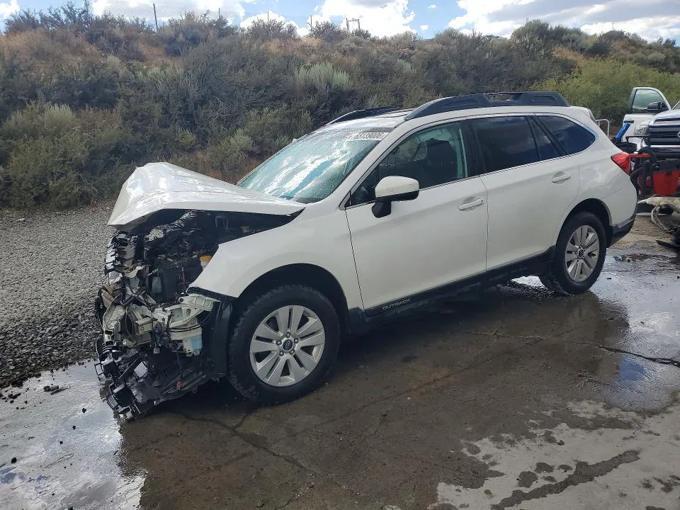 2018 Subaru Outback VIN 4S4BSADC1J3290919 фото 1