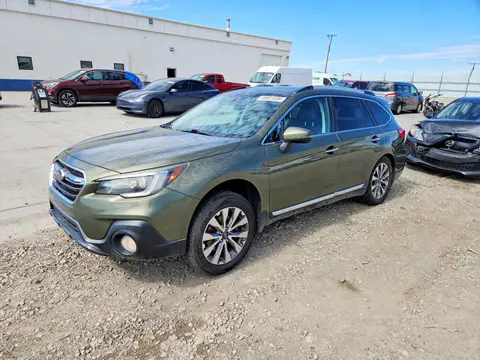 4S4BSETC7J3314777 — 2018 Subaru Outback, Задняя часть (Rear End), фото до ремонта