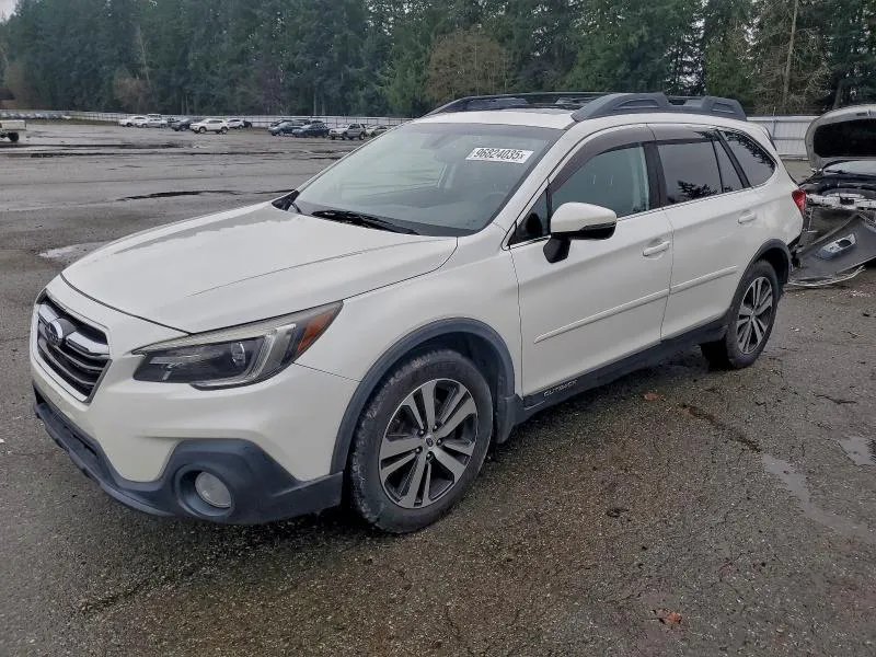 2018 Subaru Outback VIN 4S4BSANC8J3210711 фото 1
