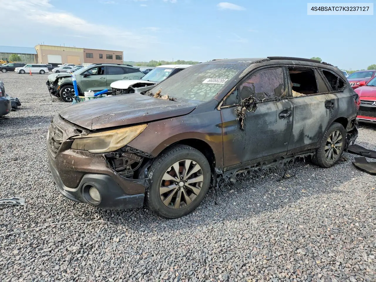 2019 Subaru Outback Touring VIN 4S4BSATC7K3237127 фото 1