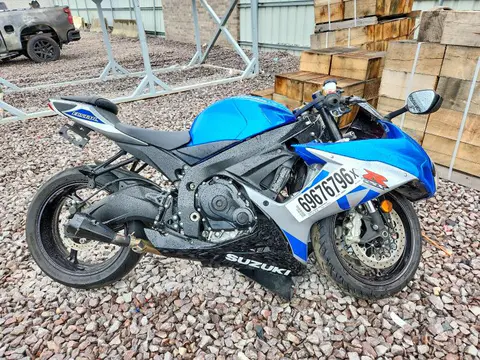 JS1GN7FA7P7101167 — 2023 Suzuki GSX-R600, Передняя часть (Front End), фото до ремонта