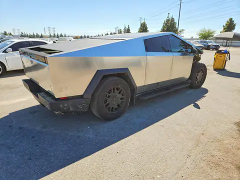 2024 Tesla Cybertruck VIN 7G2CEHED0RA019519 фото 3