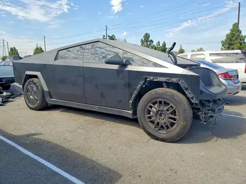 7G2CEHED6SA069170 — 2025 Tesla Cybertruck, фото 4 с аукциона Copart 29.09.2026, Передняя часть