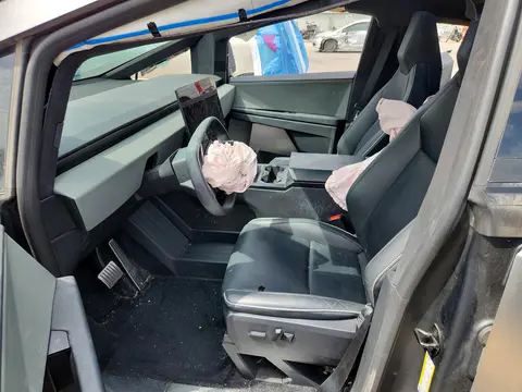 2025 Tesla Cybertruck VIN 7G2CEHED3SA058594 фото 7