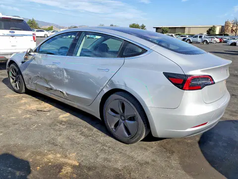 2018 Tesla Mdl 3 VIN 5YJ3E1EA2JF058801 фото 2