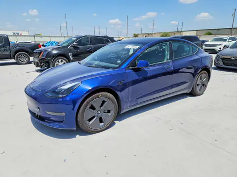 5YJ3E1EBXPF637150 — 2023 Tesla MDL 3, Боковая часть (Side), фото до ремонта
