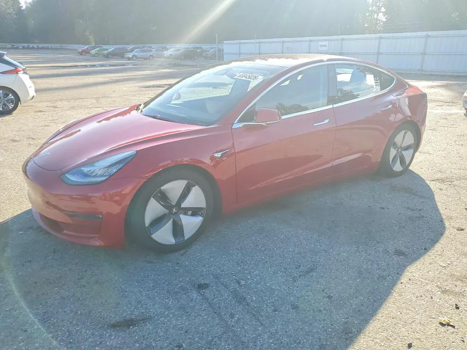 2017 Tesla MODEL 3 VIN 5YJ3E1EA8HF002954 фото 1