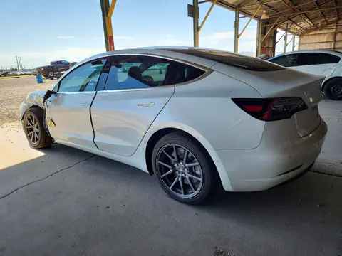 2018 Tesla MODEL 3 VIN 5YJ3E1EB3JF096739 фото 2
