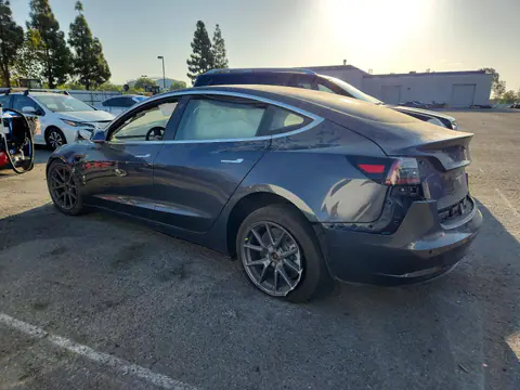 2018 Tesla MODEL 3 VIN 5YJ3E1EA3JF157661 фото 2