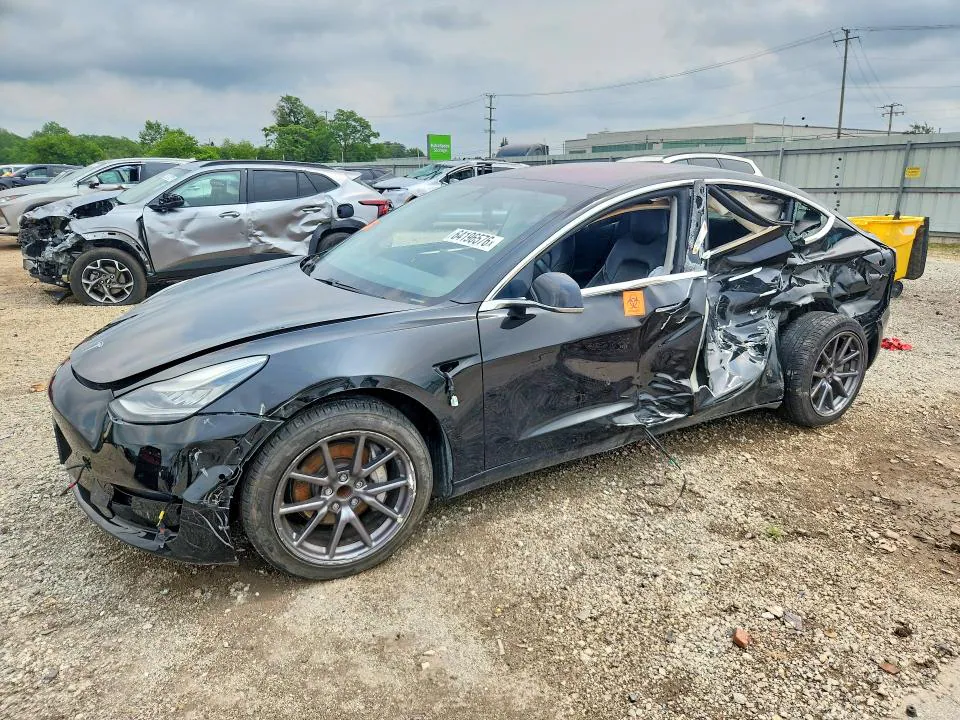 2018 TESLA MODEL 3 VIN 5YJ3E1EA0JF151980 фото 1