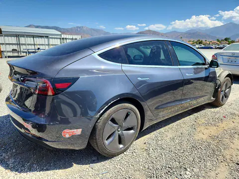 2018 Tesla MODEL 3 VIN 5YJ3E1EA5JF038512 фото 3