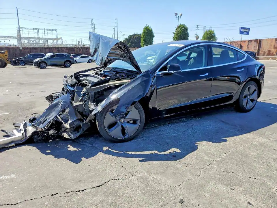 5YJ3E1EA6JF003896 Tesla Model 3 2018 — повреждение Передняя часть, фото до ремонта
