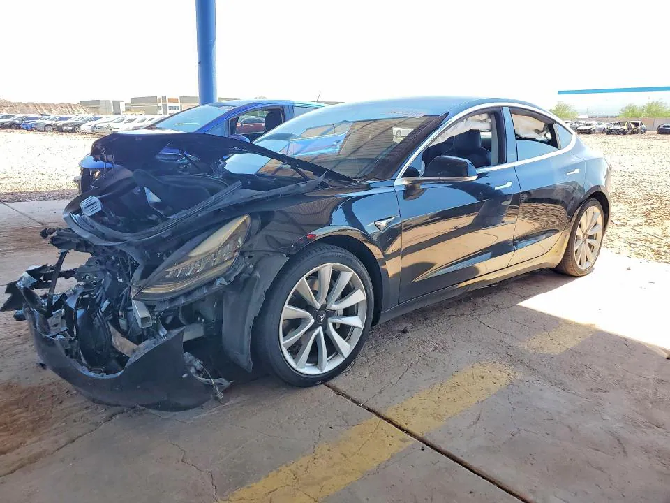 2018 Tesla MODEL 3 VIN 5YJ3E1EA8JF052680 фото 1
