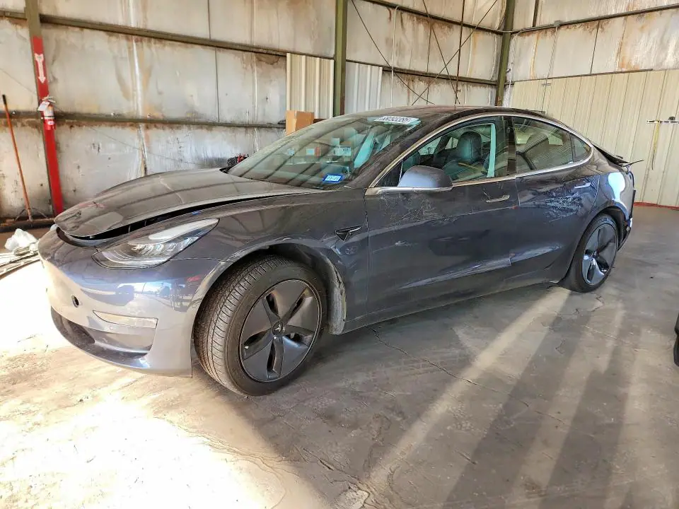 5YJ3E1EA2JF031520 Tesla Model 3 2018 — повреждение Задняя часть, фото до ремонта