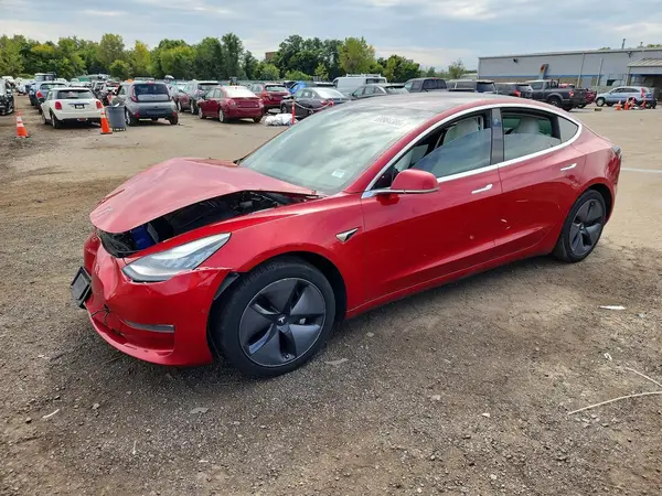 5YJ3E1EB3JF099561 — 2018 Tesla Model 3, Передняя часть (Front End), фото до ремонта