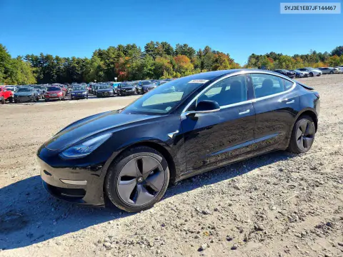 5YJ3E1EB7JF144467 — 2018 Tesla Model 3, Задняя часть, фото до ремонта