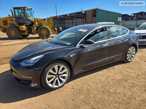 5YJ3E1EB5JF184594 — 2018 Tesla Model 3, Задняя часть, фото до ремонта