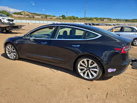 2018 Tesla Model 3 VIN 5YJ3E1EB5JF184594 фото 2