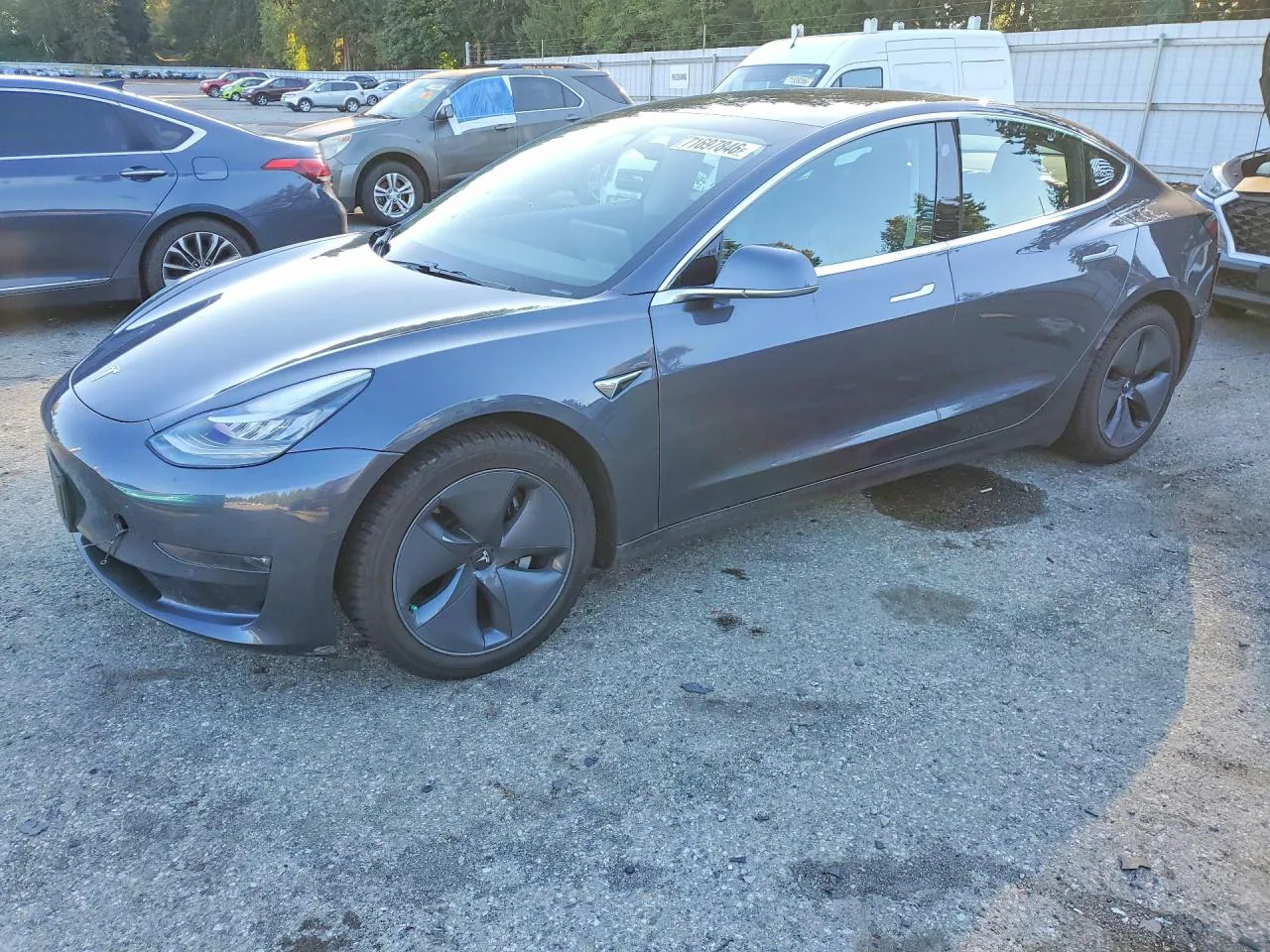 2018 Tesla Model 3 VIN 5YJ3E1EB0JF129180 фото 1