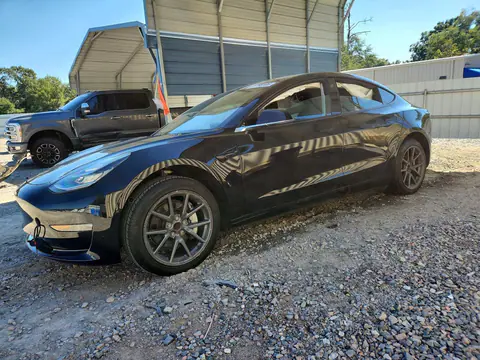 2018 Tesla Model 3 VIN 5YJ3E1EA4JF070299 фото 1