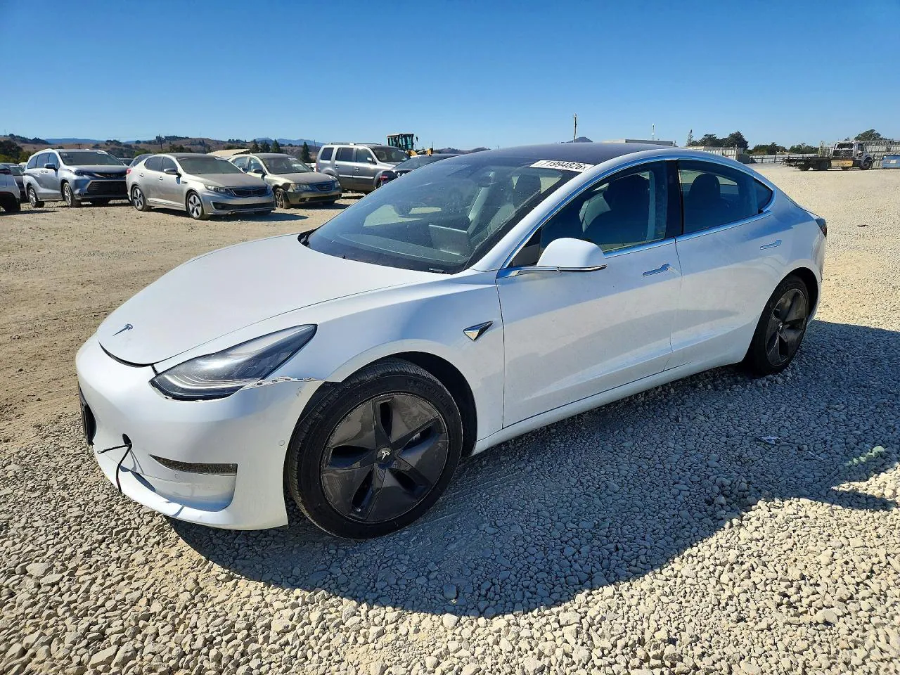 2018 Tesla Model 3 VIN 5YJ3E1EA1JF045036 фото 1