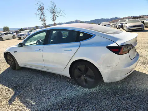 2018 Tesla Model 3 VIN 5YJ3E1EA1JF045036 фото 2