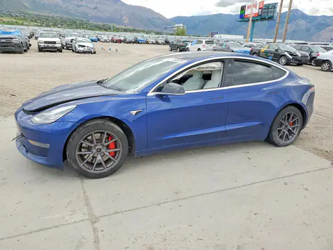 5YJ3E1EBXKF514702 — 2019 Tesla Model 3, Передняя часть (Front End), фото до ремонта