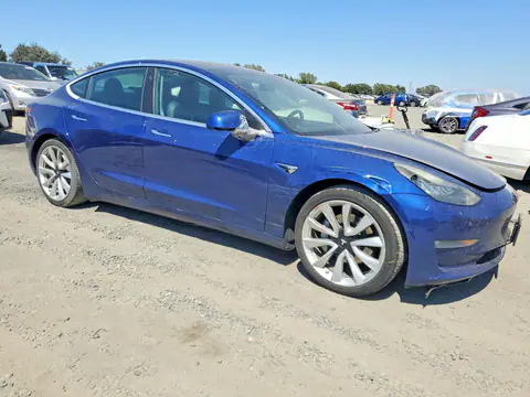 2019 Tesla MODEL 3 VIN 5YJ3E1EB3KF194204 фото 4