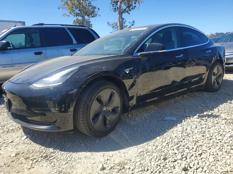 2019 Tesla MODEL 3 VIN 5YJ3E1EB4KF384884 фото 1