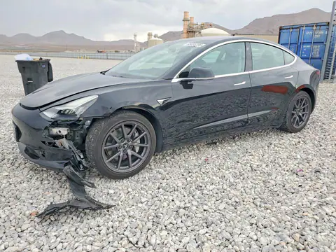 5YJ3E1EA1KF297001 — 2019 Tesla Model 3, Передняя часть (Front End), фото до ремонта