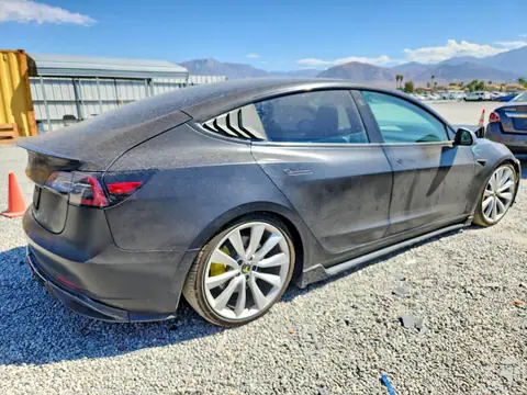 5YJ3E1EB1KF237342 — 2019 Tesla Model 3, фото 3 с аукциона Copart 14.10.2026, Передняя часть