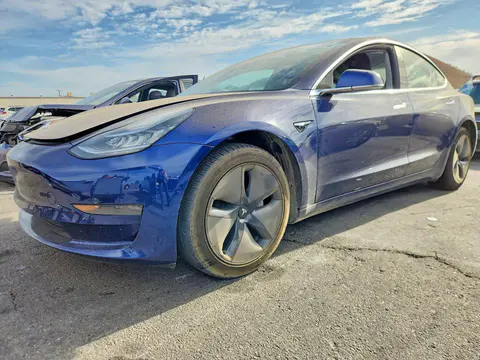 5YJ3E1EA5KF411663 — 2019 Tesla Model 3, Боковая часть (Side), фото до ремонта