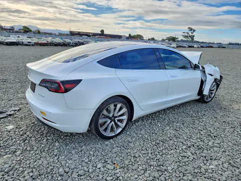 2019 Tesla MODEL 3 VIN 5YJ3E1EB2KF494820 фото 3