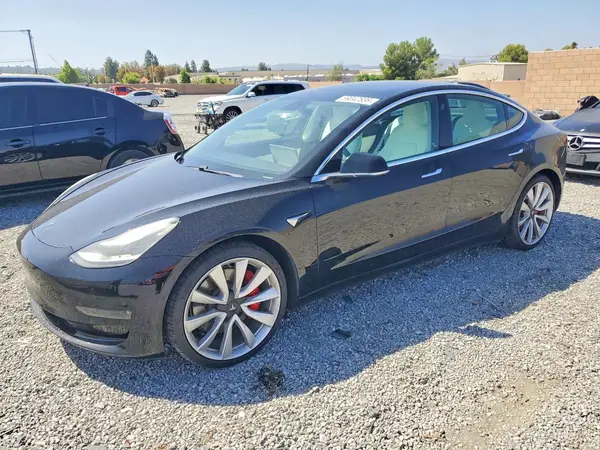 5YJ3E1EB5KF238347 — 2019 Tesla Model 3, Ходовая часть (Undercarriage), фото до ремонта