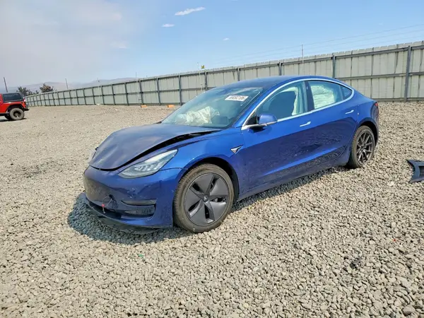 5YJ3E1EB5KF465067 — 2019 Tesla Model 3, Передняя часть (Front End), фото до ремонта