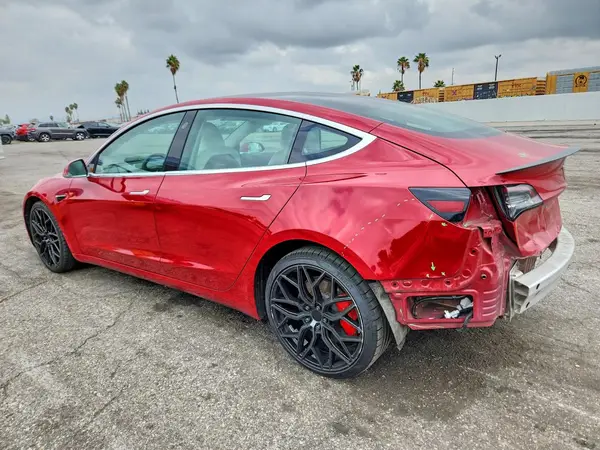 5YJ3E1EB0KF477594 — 2019 Tesla Model 3, фото 2 с аукциона Copart, Задняя часть