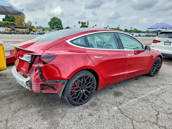 5YJ3E1EB0KF477594 — 2019 Tesla Model 3, фото 3 с аукциона Copart, Задняя часть