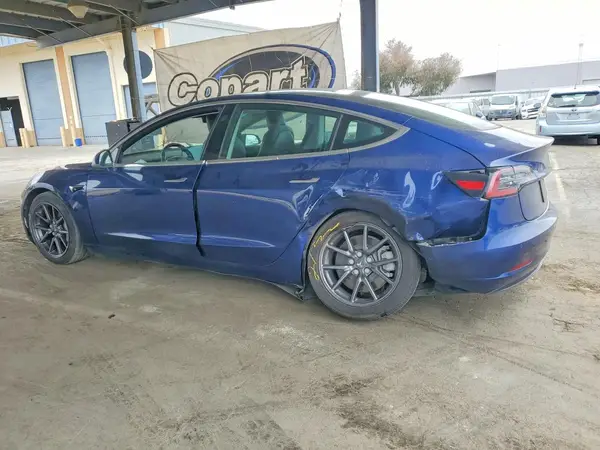 5YJ3E1EB5KF199291 — 2019 Tesla Model 3, фото 2 с аукциона Copart 29.09.2026, Задняя часть