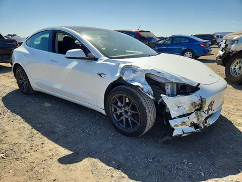 5YJ3E1EAXKF425249 — 2019 Tesla Model 3, фото 4 с аукциона Copart 13.10.2026, Передняя часть