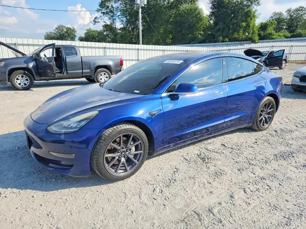 5YJ3E1EA4KF299647 — 2019 Tesla Model 3, Мелкие вмятины и царапины (Minor Dent/Scratches), фото до ремонта