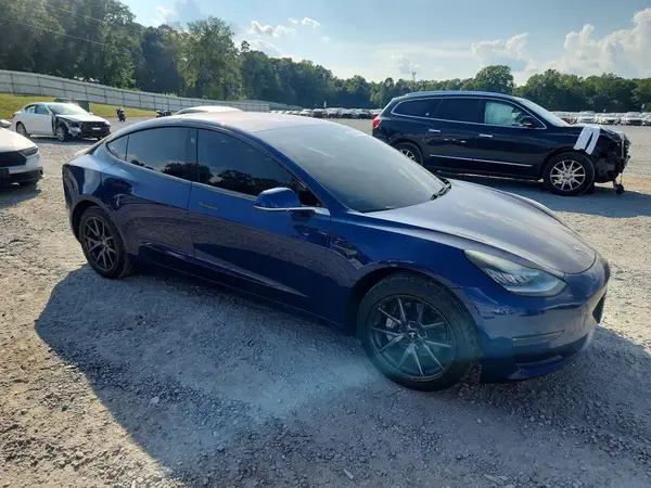 5YJ3E1EA4KF299647 — 2019 Tesla Model 3, фото 4 с аукциона Copart 07.10.2026, Мелкие вмятины и царапины