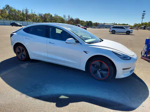 2019 Tesla Model 3 VIN 5YJ3E1EA5KF447532 фото 4