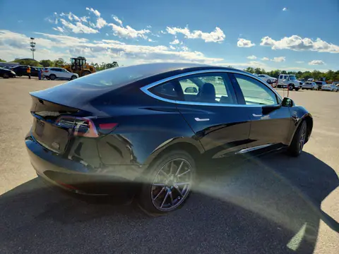 2019 Tesla Model 3 VIN 5YJ3E1EA7KF313217 фото 3