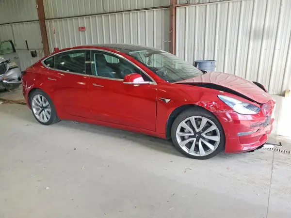 5YJ3E1EA3KF331908 — 2019 Tesla Model 3, фото 4 с аукциона Copart, Передняя часть